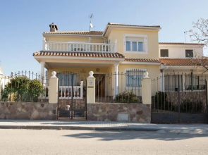 La Rosaleda De Orgaz