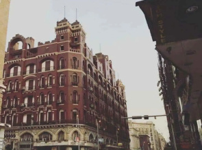 Great Alexander Hostel
