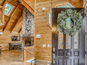 Huckleberry Mountain Lodge
