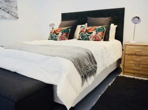 Modern 1 Bedroom Apartment in Cape Town