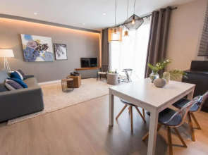 Sitges Spaces Seaside Beach Flat- 4 Bedroom, 2 Bathroom, Terrace, Near Beach