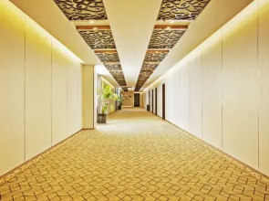Xitang Holiday Hotel (Xitang Ancient Town Scenic Area)