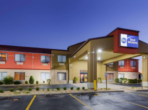 Spark by Hilton Oak Forest