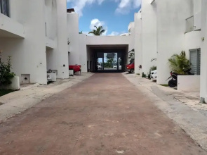 Spacious oceanfront loft # A1