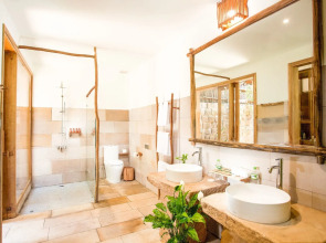 Курортный отель Green Bay Phu Quoc Resort & Spa