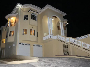 A Luxurious 4-Bedroom Private Villa with Games Room, Theatre & Modern Art
