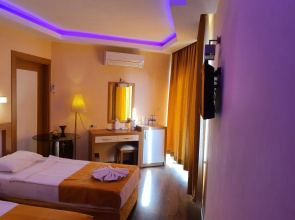 Kleopatra İkiz Otel