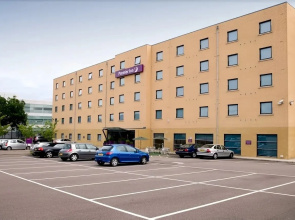 Premier Inn Stevenage Central