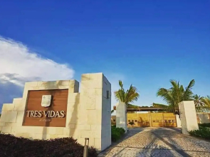 Tres Vidas Acapulco Suites