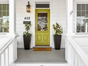 458 Coombs St Cottage 3 Bedrooms 1 Bathroom Cottage