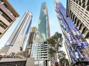 A Cozy & Comfy 2BR Apt Up in the Clouds Near CBD