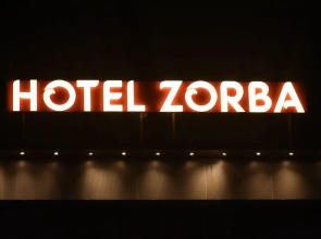 Hotel Zorba
