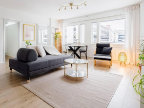 Design Apartment in the City Center and Garage
