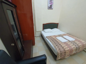 SPOT ON 90138 Hotel Elwarda Klcity