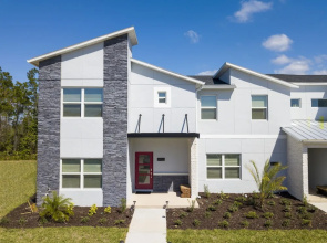 Stunning 5 Bd w/ Pool Close to Disney 8955