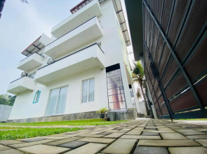 Srimadis Villa near Airport