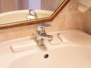 Парк-Отель Май