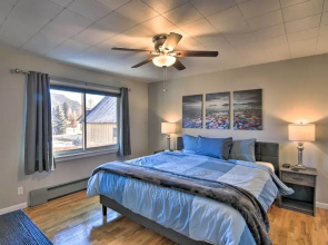 Downtown Buena Vista Cabin w/ Patio & Grill!