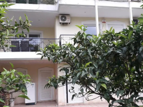 Mother's House