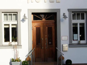 Zur Ewigen Lampe Hotel