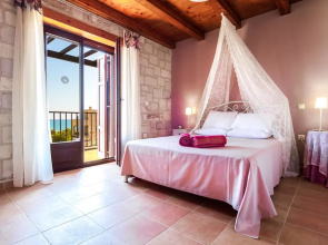 Emerald Villa