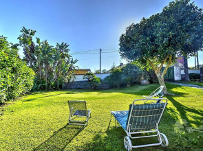 Acireale B&B Double AC bedroom in villa with g