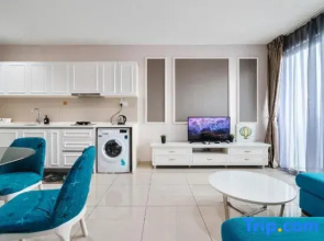 HostaHome Suites at I-City, Central Mall
