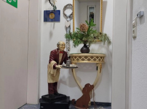 Einzimmerwohnung B und E