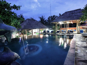 The Tanis Beach Resort Nusa Lembongan