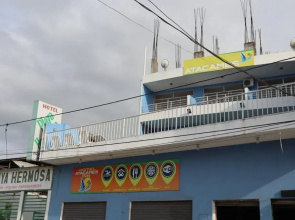 Hotel Atacames Inn