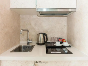 Sanya phoenix island yuejia holiday apartment