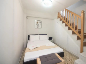 Amazing Maisonette with Roof Garden  BBQ