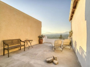 Serenity View - traditional village apartment