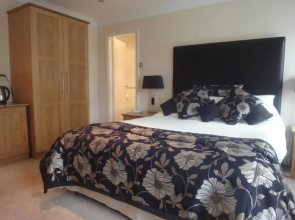 The Treebridge Hotel