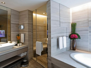 InterContinental Shanghai Jing’ An by IHG