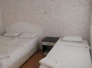 Shah Sultan Ozturk Hotel