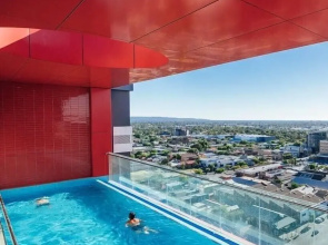 Sky High on Grote - Pool - Gym - Cinema - Fireworks NYE