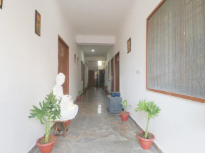 OYO 82032 Hotel Coli Spaces Studio