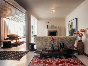 Hemingways Eden Residence