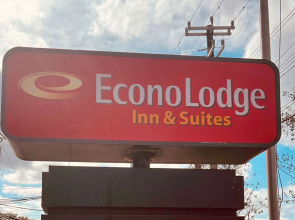 Econo Lodge Inn & Suites Downtown San Antonio