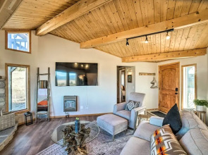 Angel Fire Mtn View Cabin w/ Hot Tub: 2 Mi to Ski