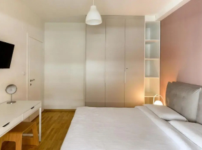 Blu & Marrone Suites-free parking at Superior apartment