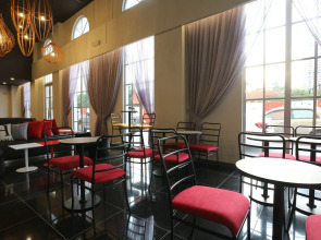 Avenue J Hotel Central Market KL