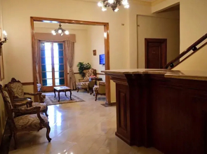 Hyde Park House Hotel