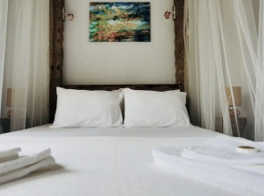 Bozcaada Iris Hotel