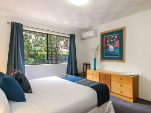 2 Bedroom St Lucia Apartment close to UQ and CityCat