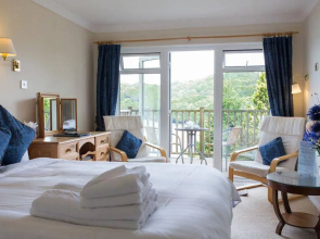 The Cormorant Hotel