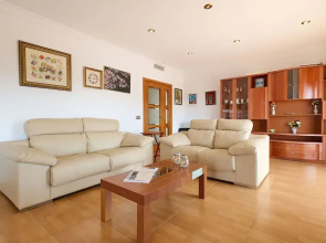 Marina in Blanes With 6 Bedrooms and 4 Bathrooms