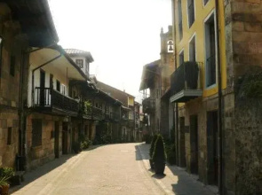 Apartamentos Rurales La Villa de Piedra