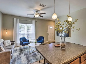 Ideally Located & Elegant Condo w/ Balcony!